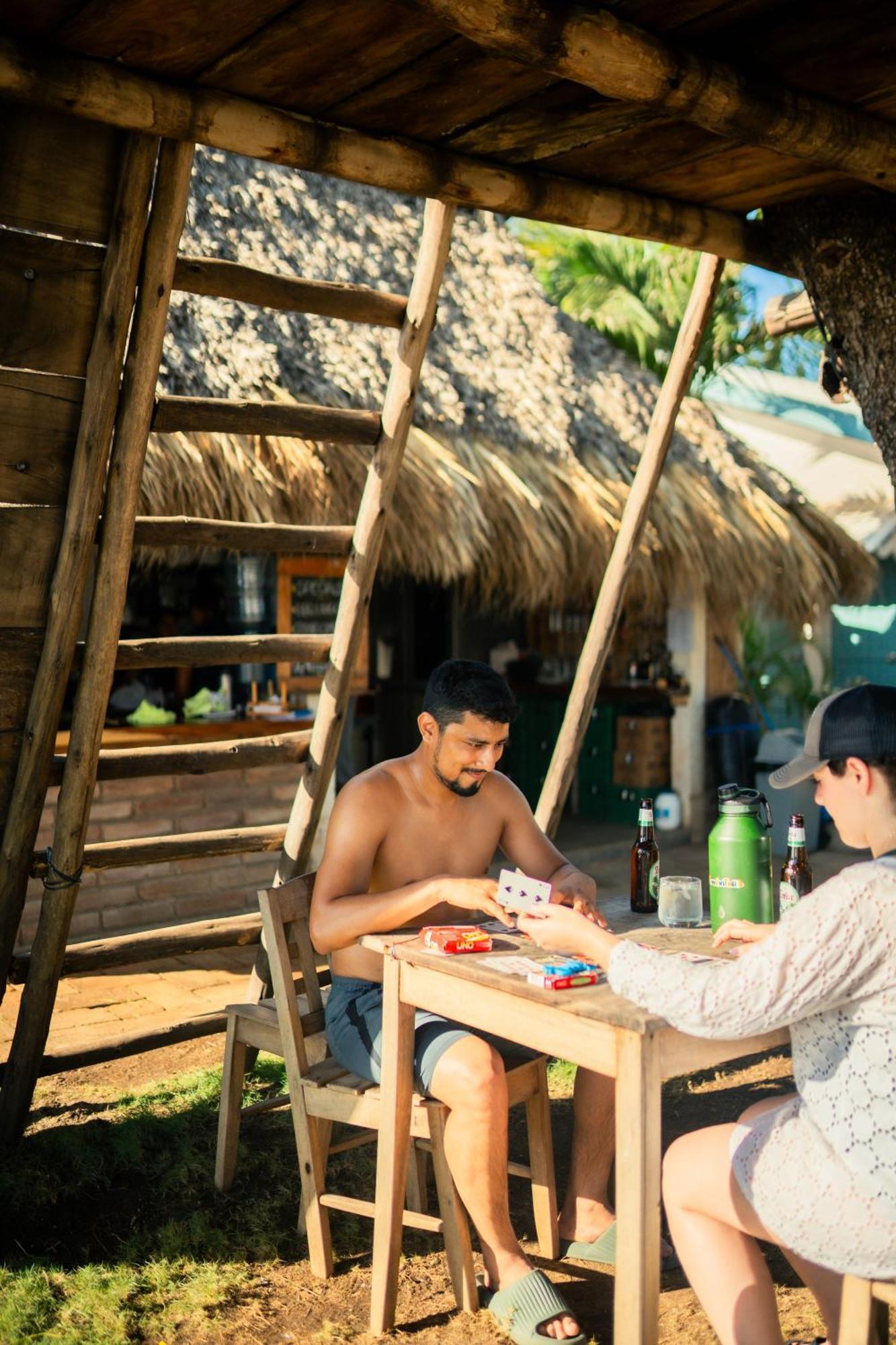 Jakes On The Beach ลาส เปนีตาส ภายนอก รูปภาพ